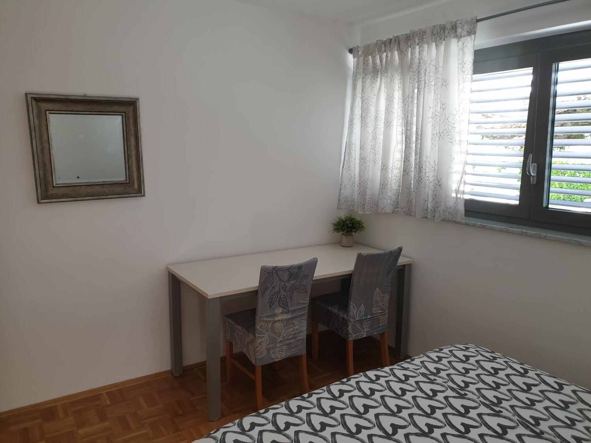 Apartment Emma Ljubljana - Free Parking, Ac, Wifi Стая снимка