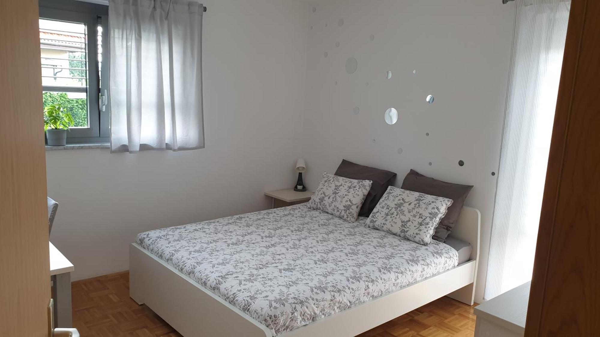Apartment Emma Ljubljana - Free Parking, Ac, Wifi Екстериор снимка