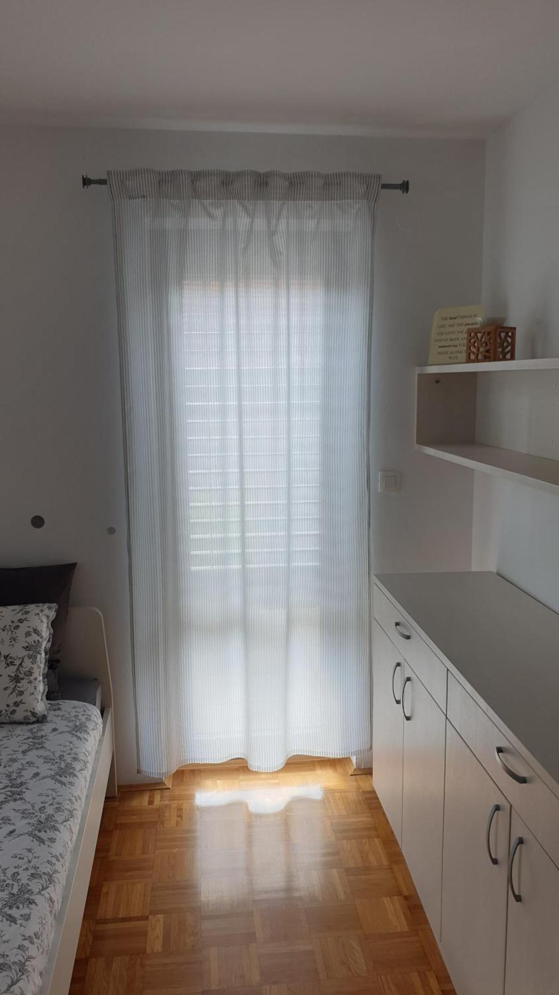 Apartment Emma Ljubljana - Free Parking, Ac, Wifi Екстериор снимка