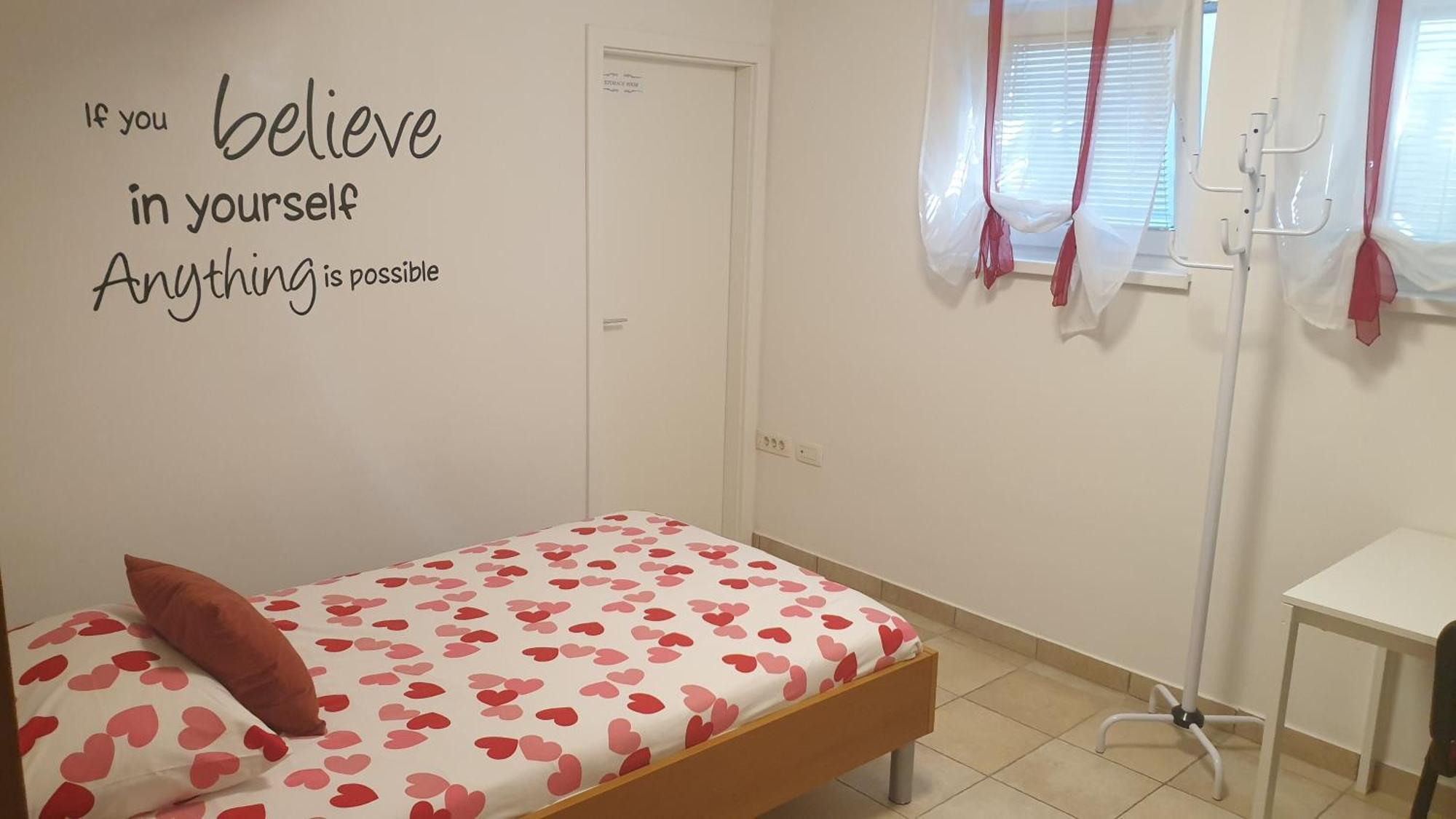 Apartment Emma Ljubljana - Free Parking, Ac, Wifi Екстериор снимка